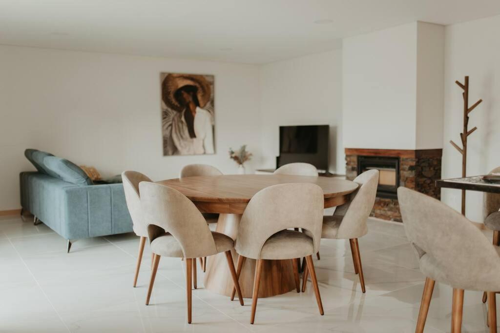 אספוסנדה Antas Villa Family מראה חיצוני תמונה